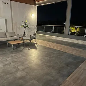 https://das-penthouse-airport.bucharesthotelsnow.com